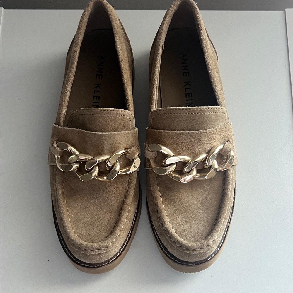 Anne Klein Beige Loafers with Gold Chain Detail